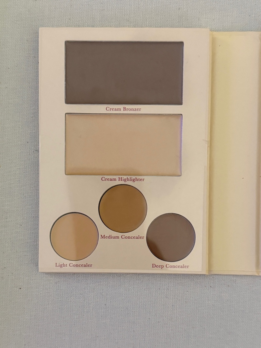 Laura Geller Pink and Gold RSVP Ready Full Face Palette - Picture 4 of 8